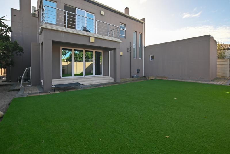 5 Bedroom Property for Sale in Parklands Western Cape